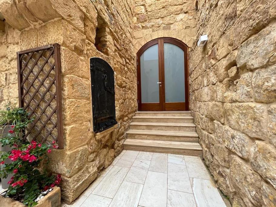 Charming 200 Year Old Cottage With Yard Żabbar Exteriér fotografie